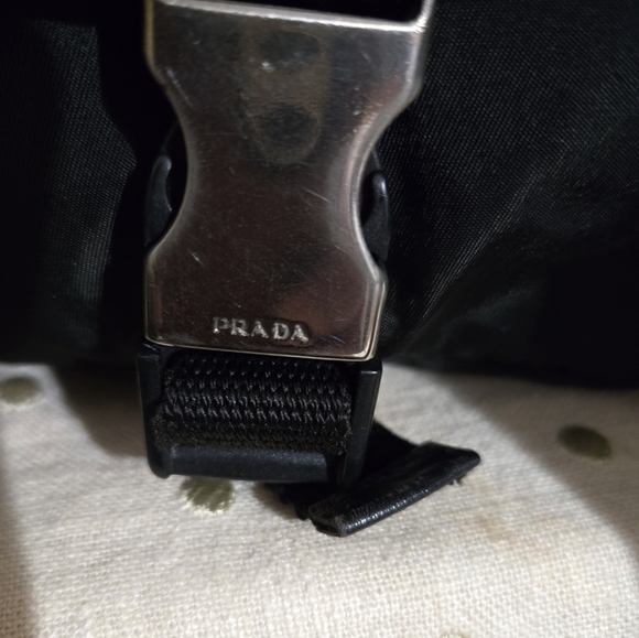 VINTAGE PRADA BLACK TESSUTO NYLON CROSS BODY TRAVEL BAG - Picture 6 of 16